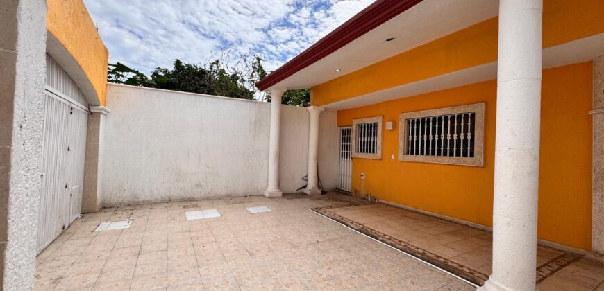 Casa en renta Pury