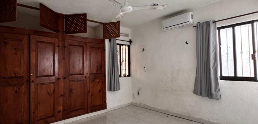 Casa en renta Pury
